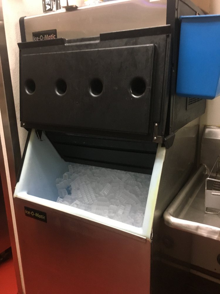 Commercial ice machine repair
