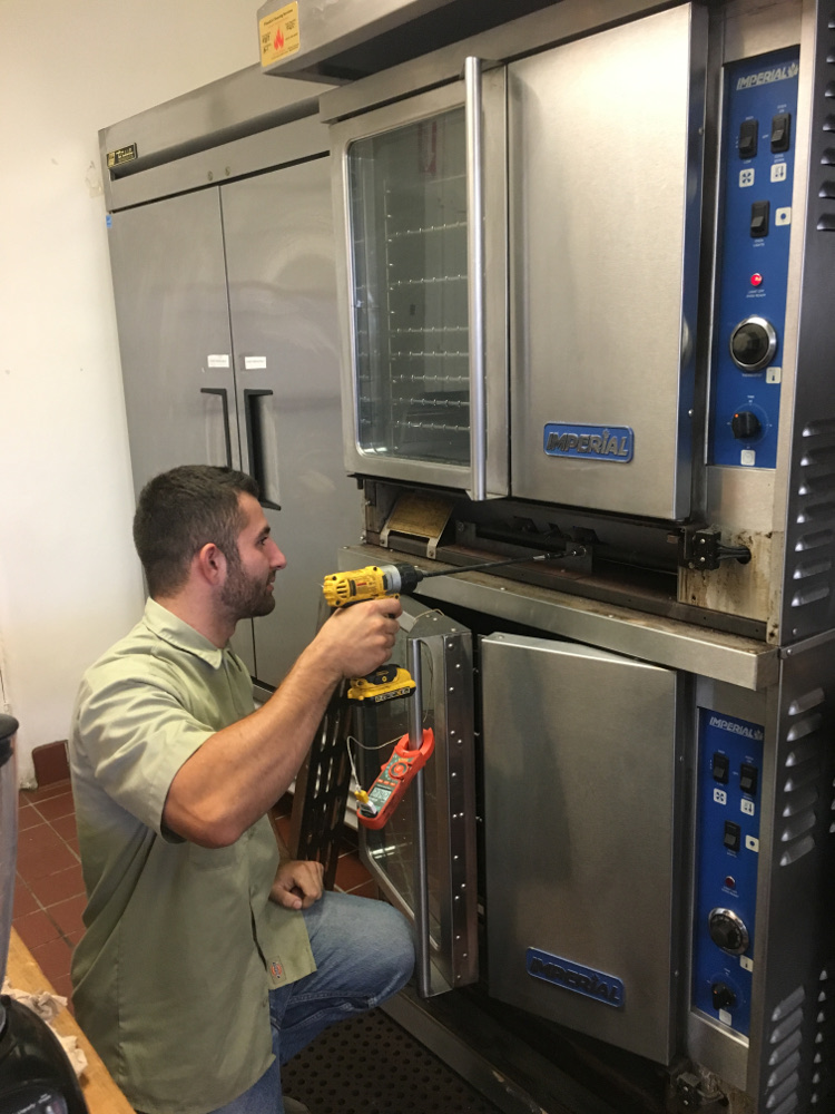 Commercial oven maintenance image