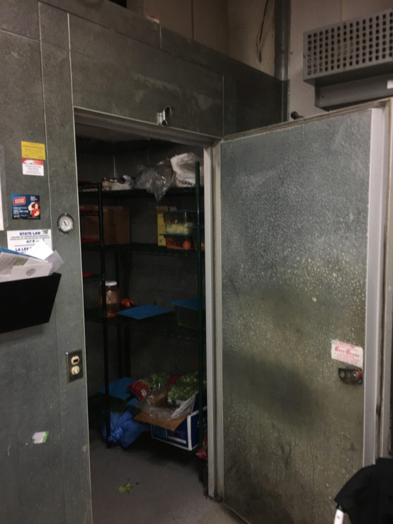 Commercial Walk-in refrigerator 