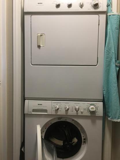 Washer Dryer stacable image