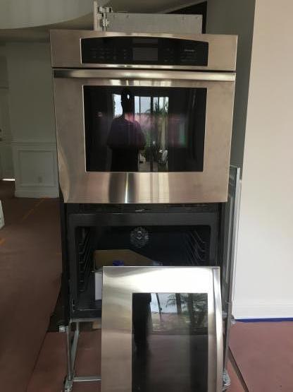 Thermador oven installation image