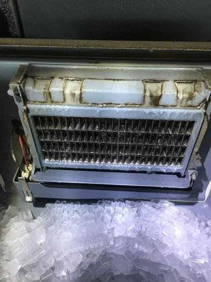 Ice machine repair image