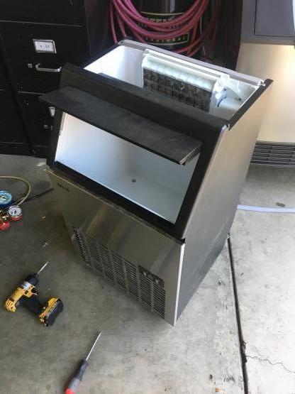  Commercial Ice Machine repair image