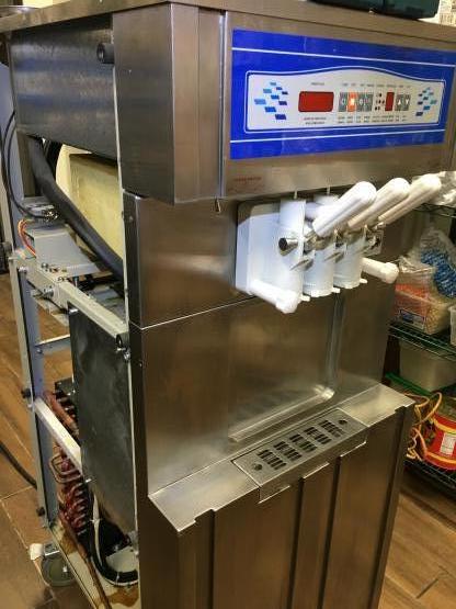 ice cream machine repair  image