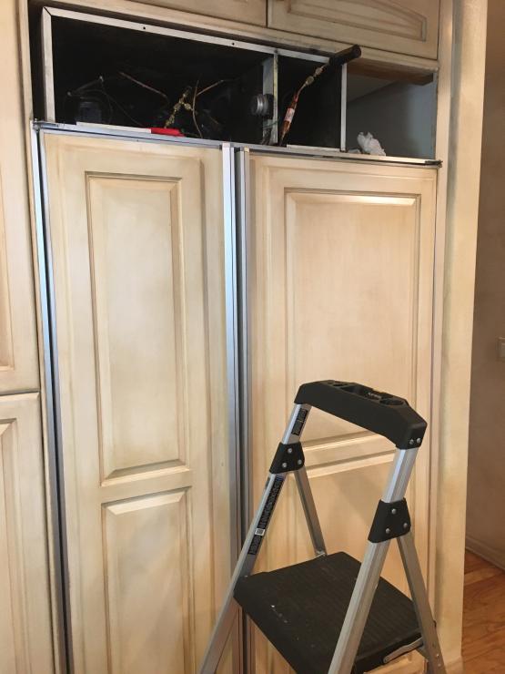 Sub-Zero Refrigerator Repair image