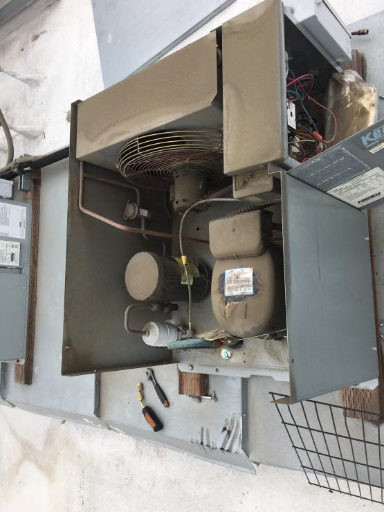 Commercial Walk In Cooler Repair image