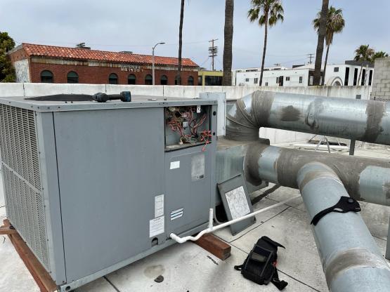 Commercial Air Conditioning Repair image