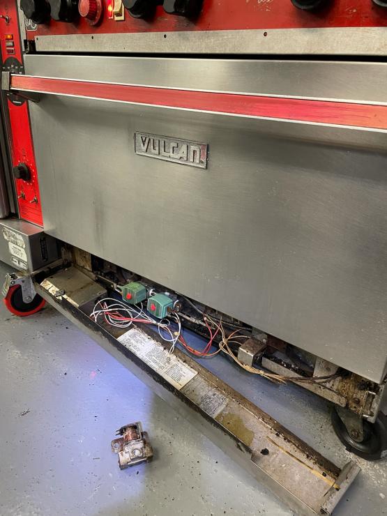 Commercial Vulcan Stove Repair image