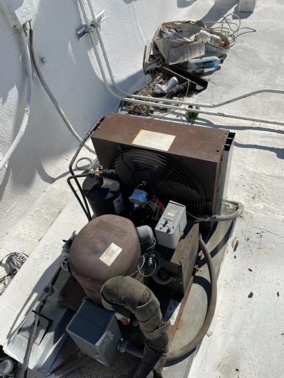 Commercial Walk In Freezer Repair image