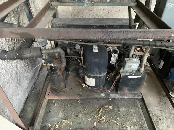 Commercial Walk In Freezer Repair image
